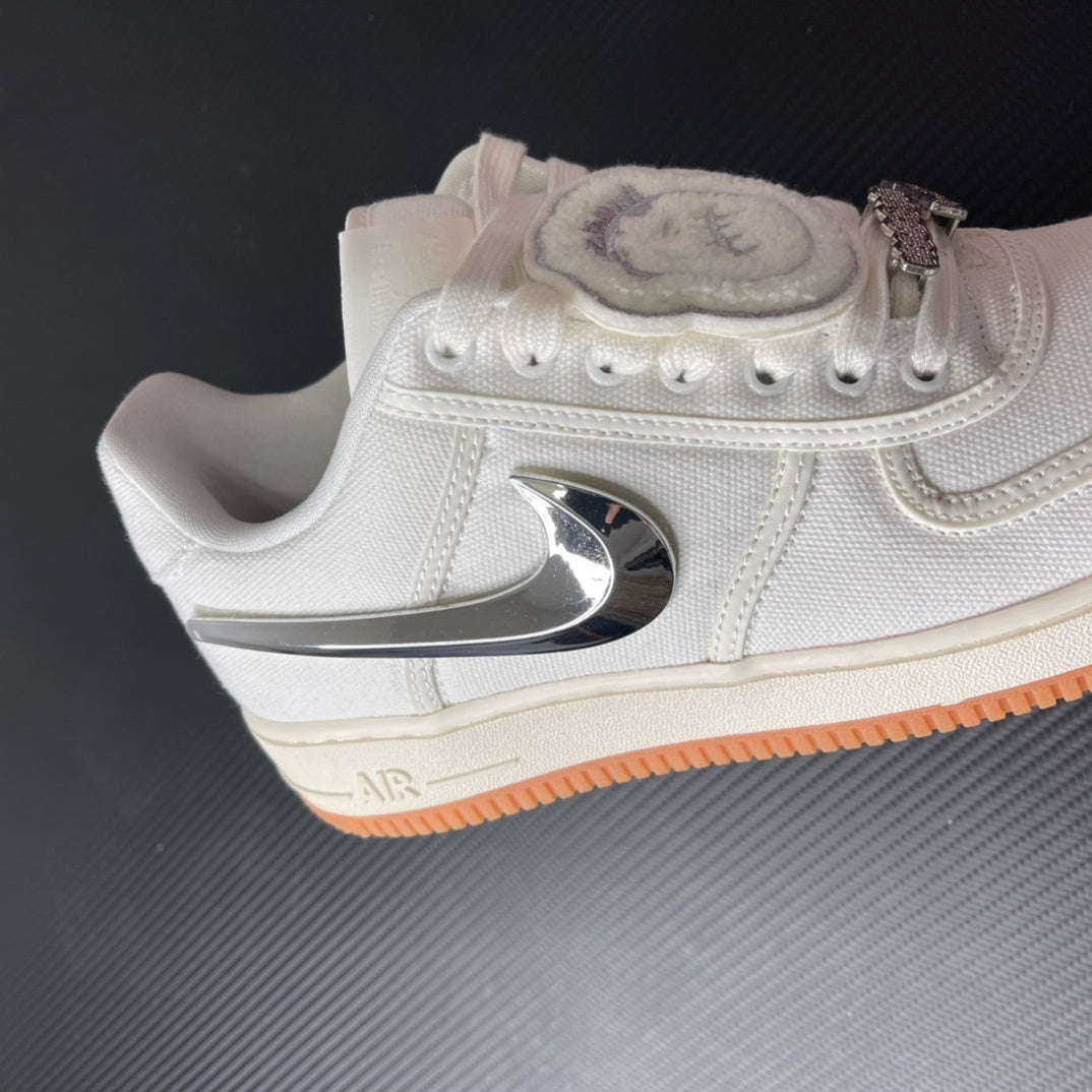 Air Force 1 x Travis Scott "Sail"