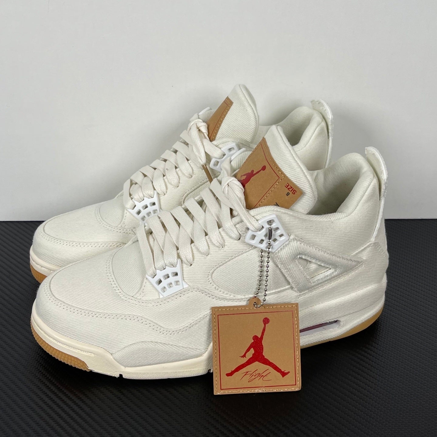 Air Jordan 4 x Levi's "White"