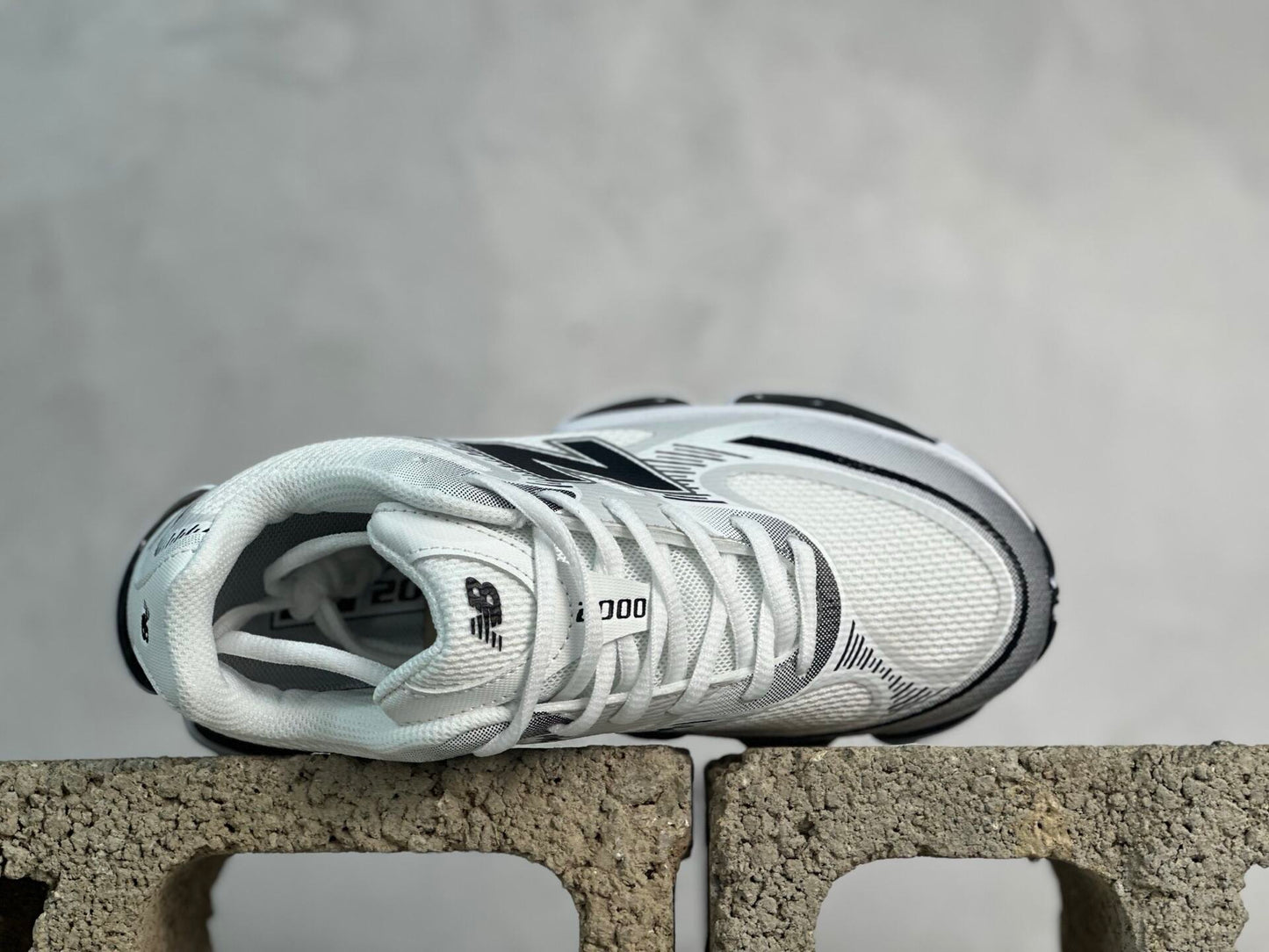 New Balance Abzorb 2000 "Ultra White"