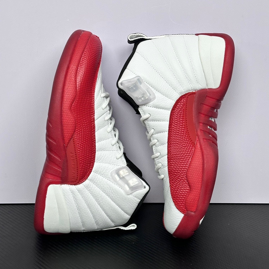 Air Jordan 12 "Varsity Red"