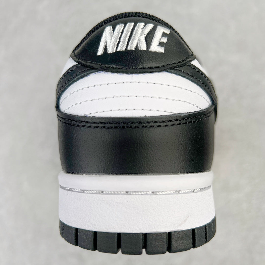Dunk Low SP "Panda"
