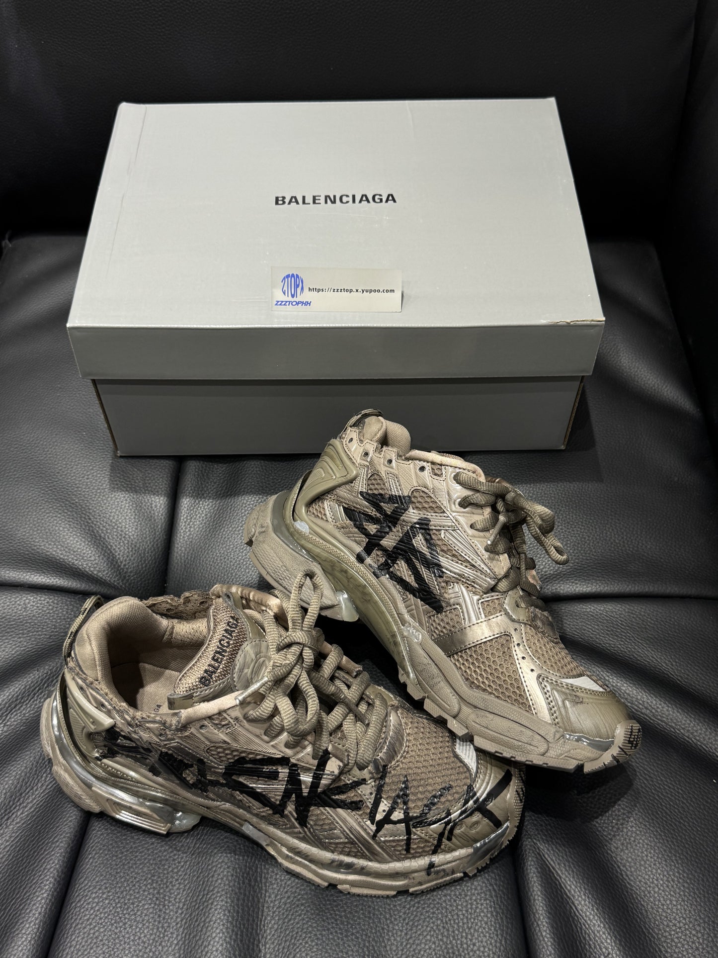 Balenciaga Runner Graffiti "Brown"