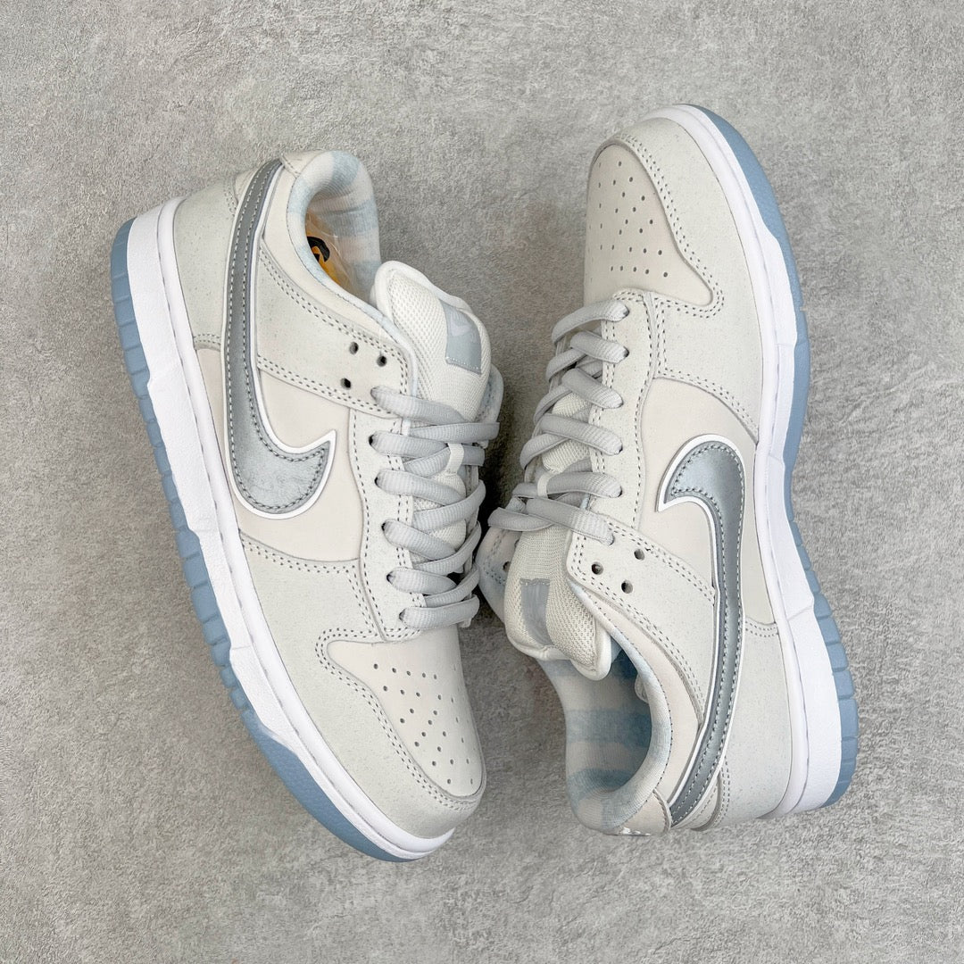 Dunk Low SB F&F "White Lobster"