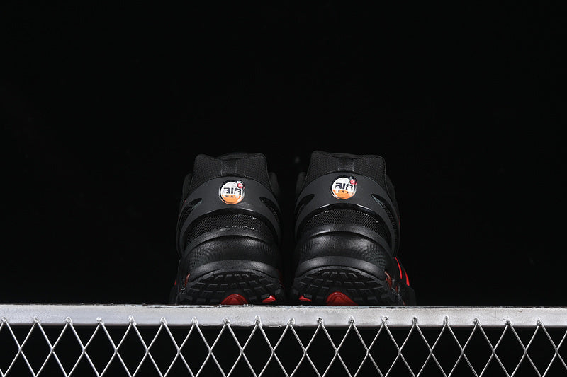Nike Air Max DN 8 "Tango"