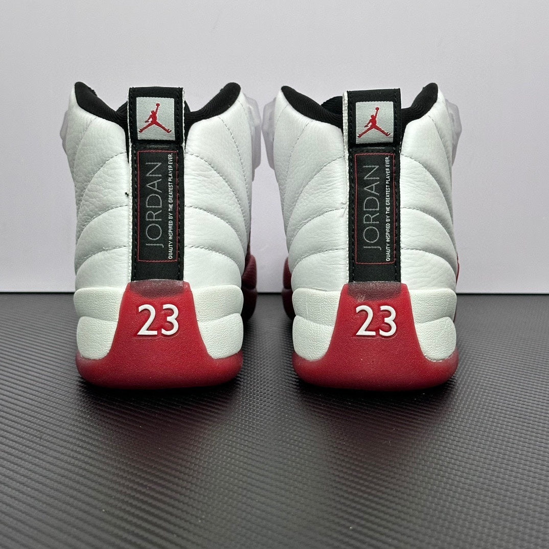 Air Jordan 12 "Varsity Red"