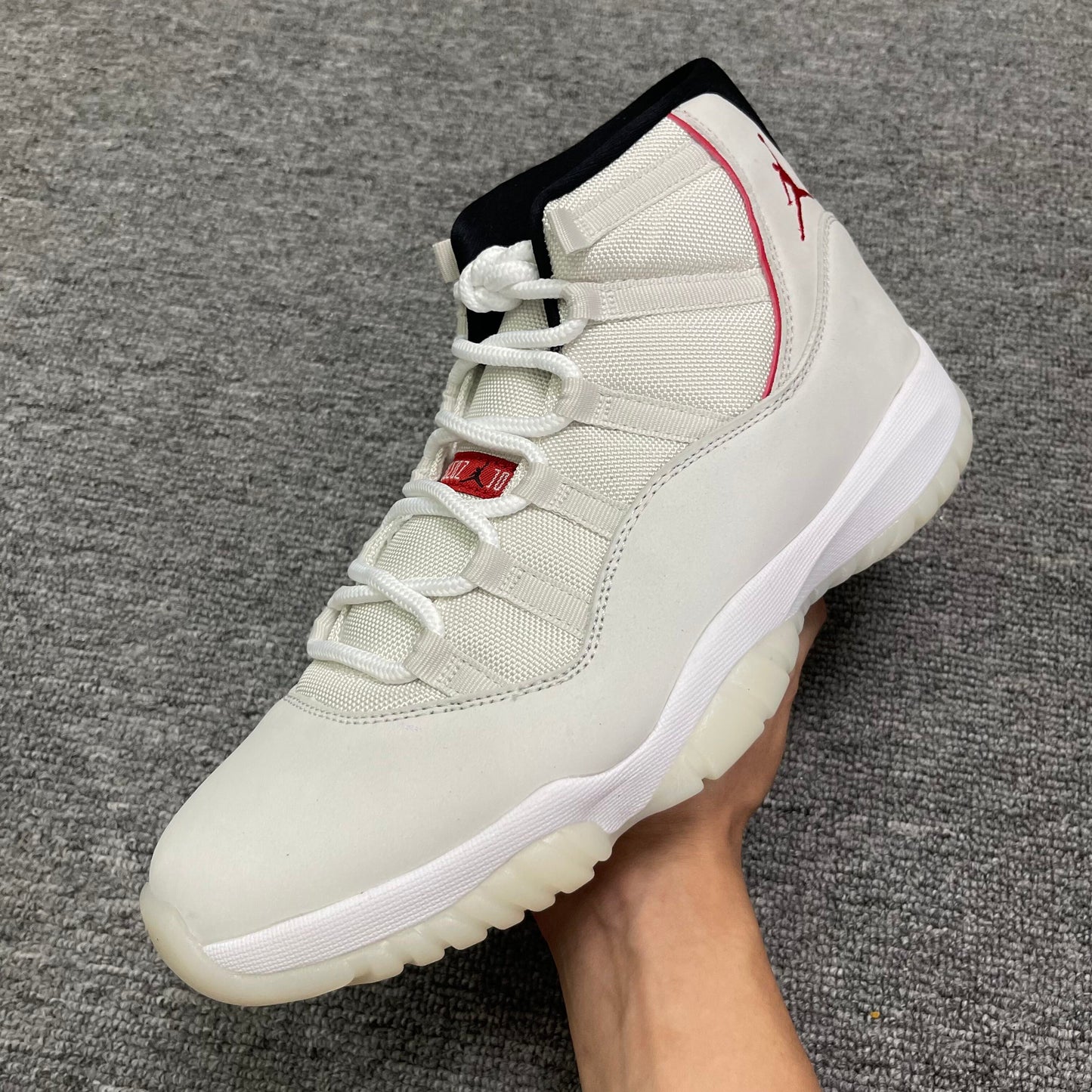 Air Jordan 11 High "Platinum Tint"