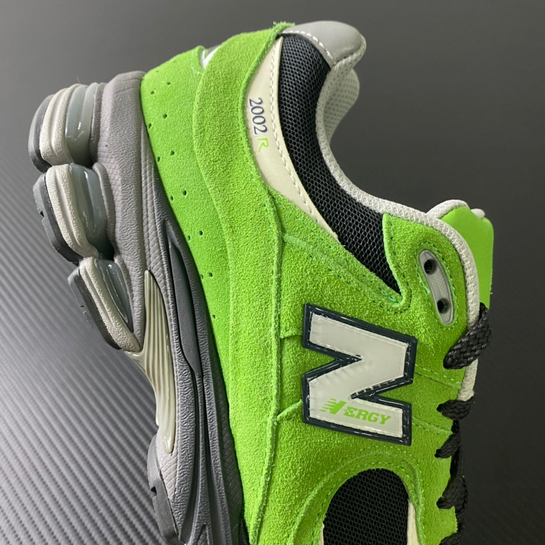 New Balance 2002R "Green Apple"
