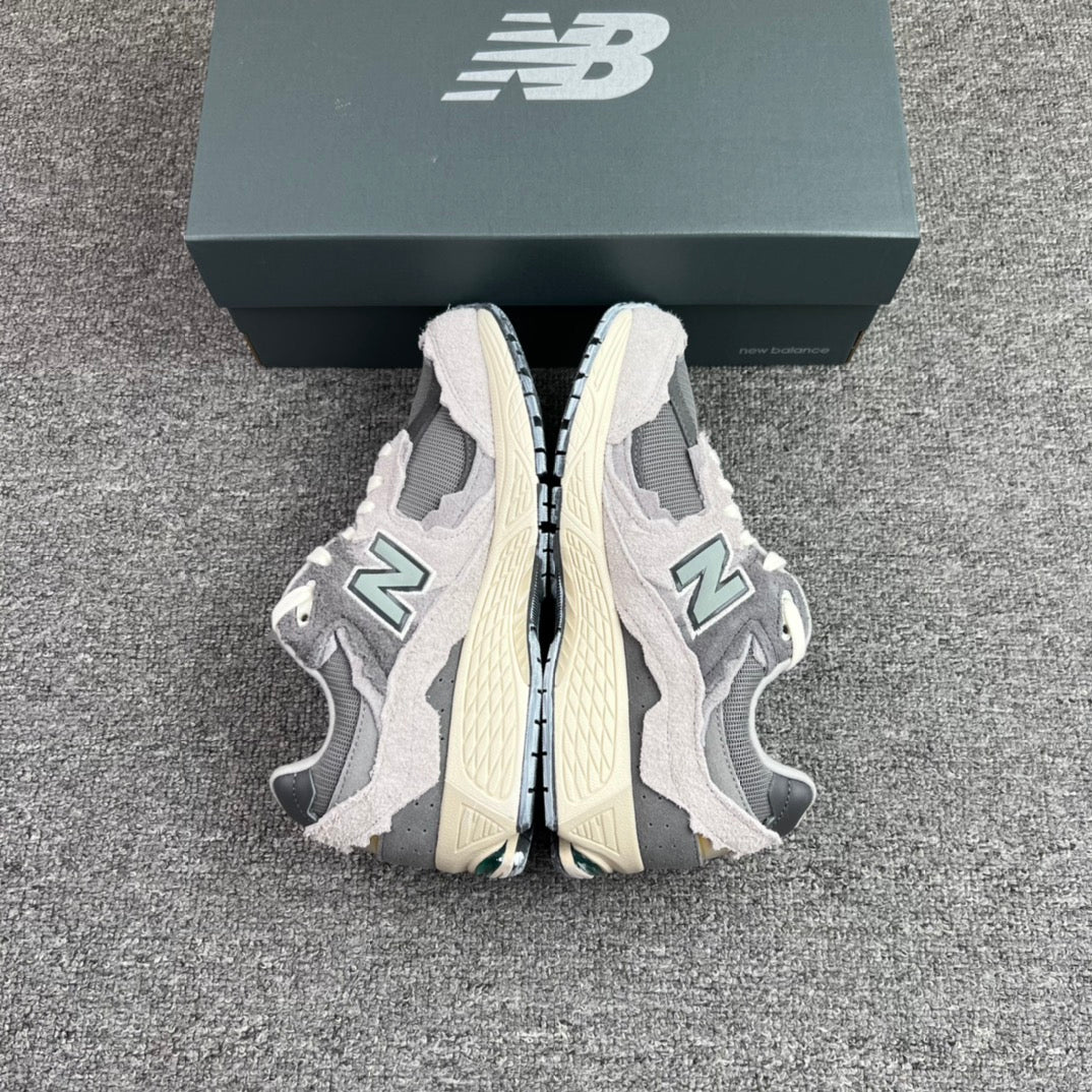 New Balance 2002R Protection Pack "Rain Cloud"