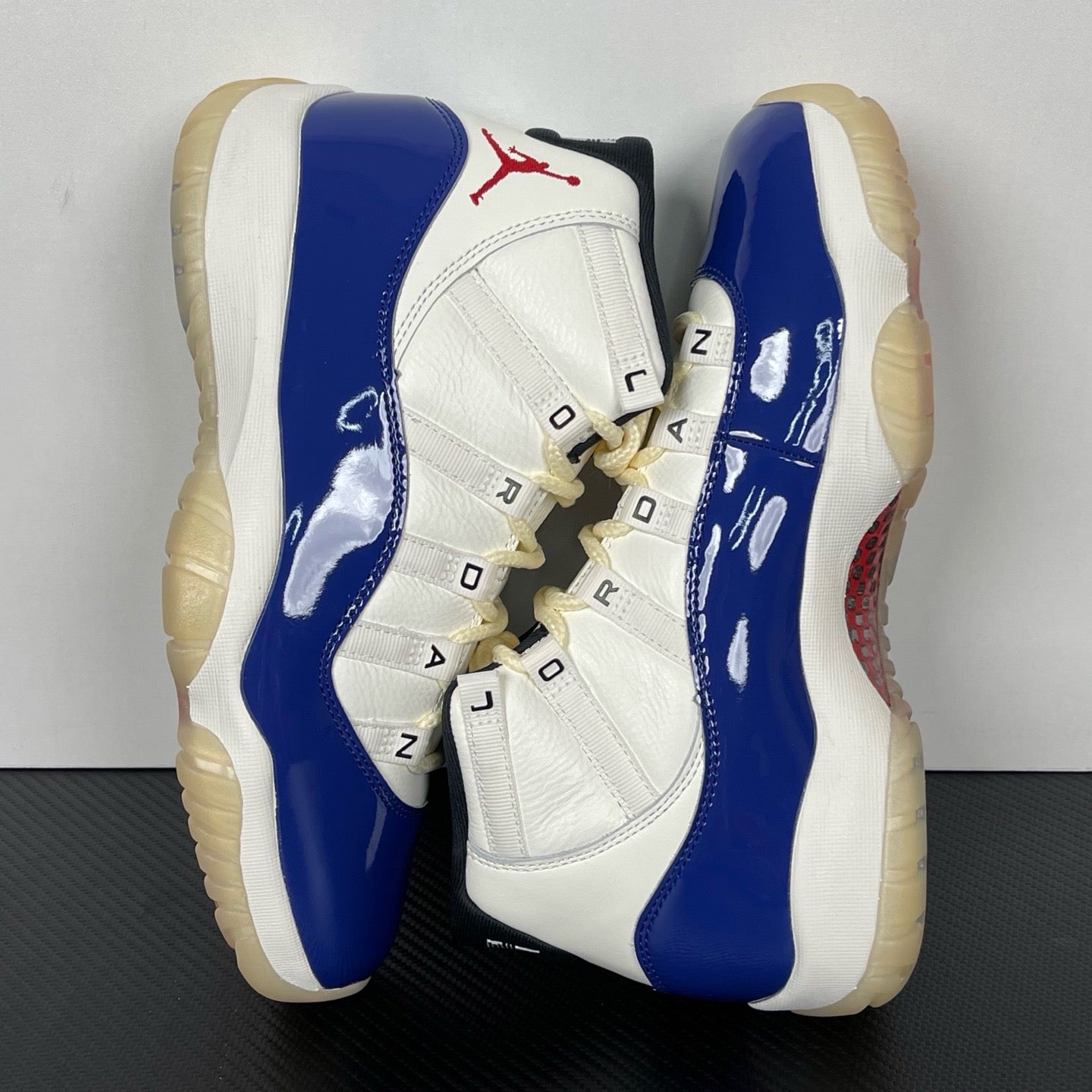 Air Jordan 11 Retro "Rare Air"
