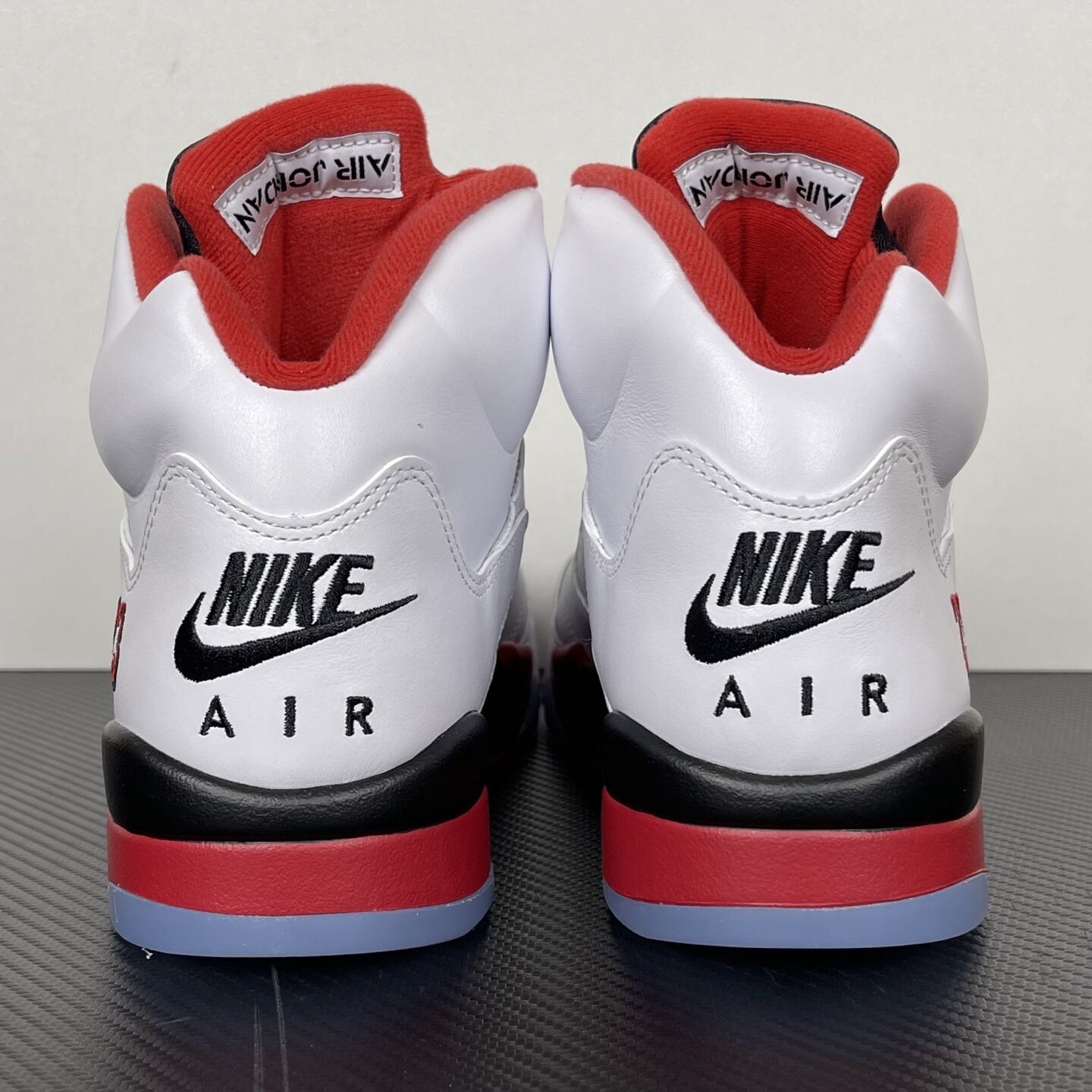 Air Jordan 5 "Fire Red"