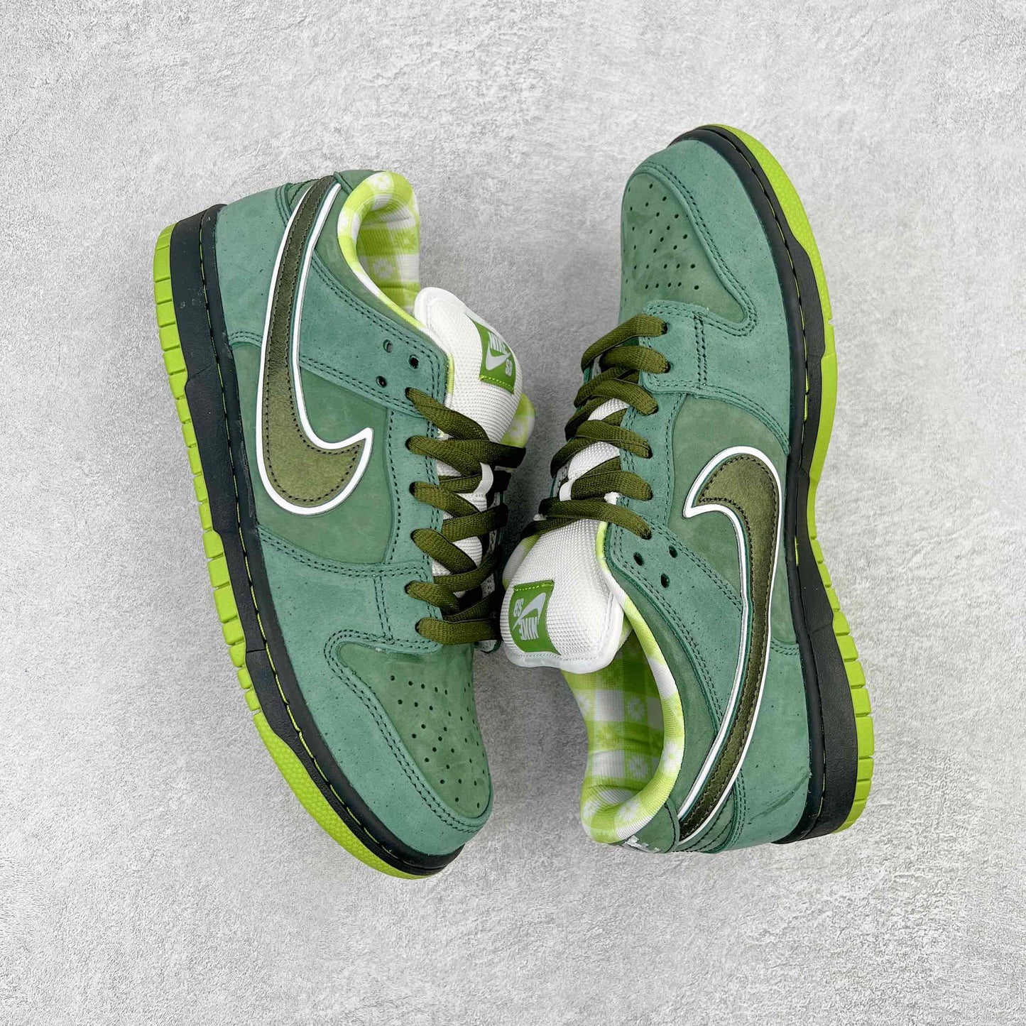 Dunk Low SB "Green Lobster"