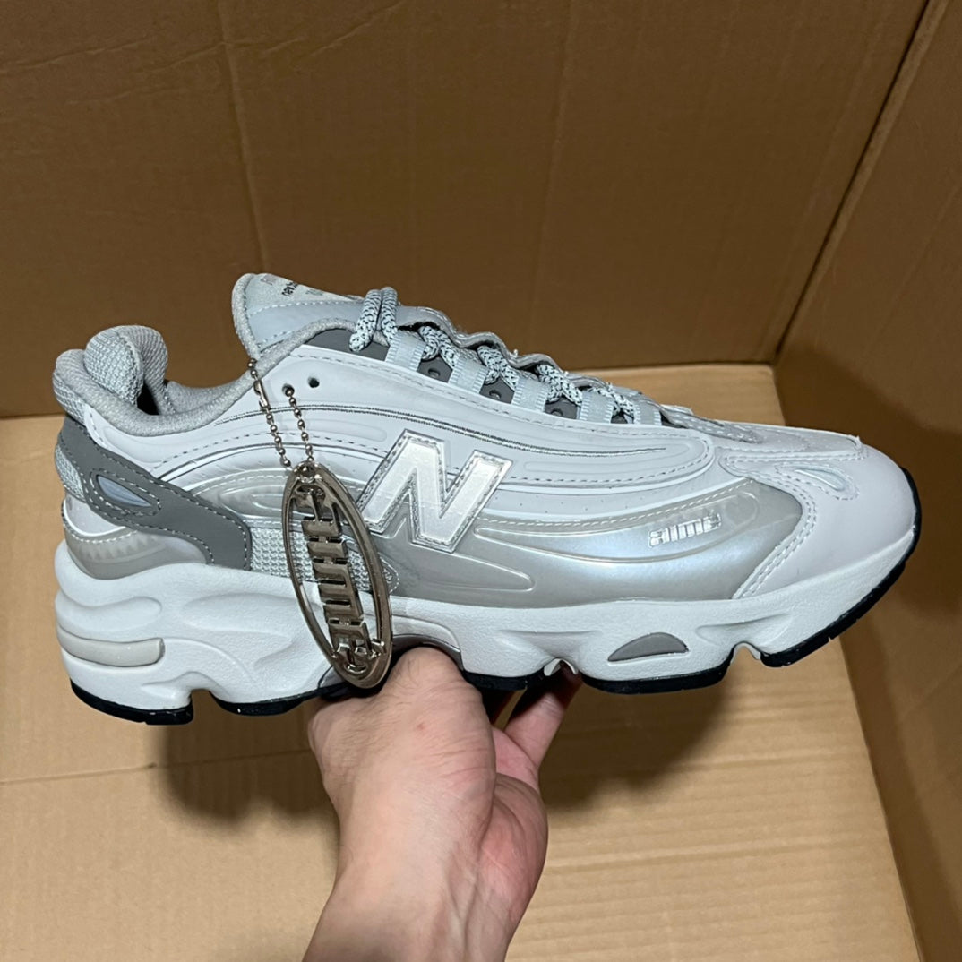New Balance 1000 x Aimé Leon Dore "Pristine"