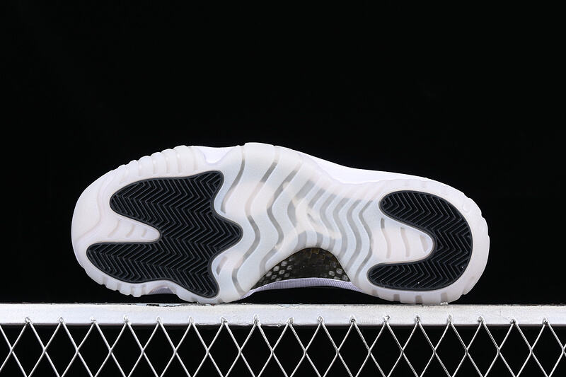 Air Jordan 11 High "Gratitude"