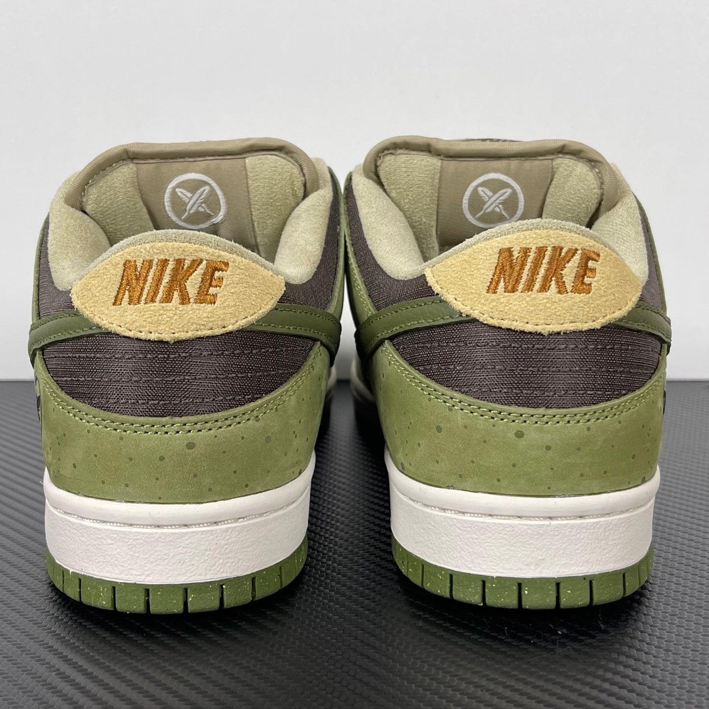 Dunk Low SB x Yuto Horigome "Asparagus"