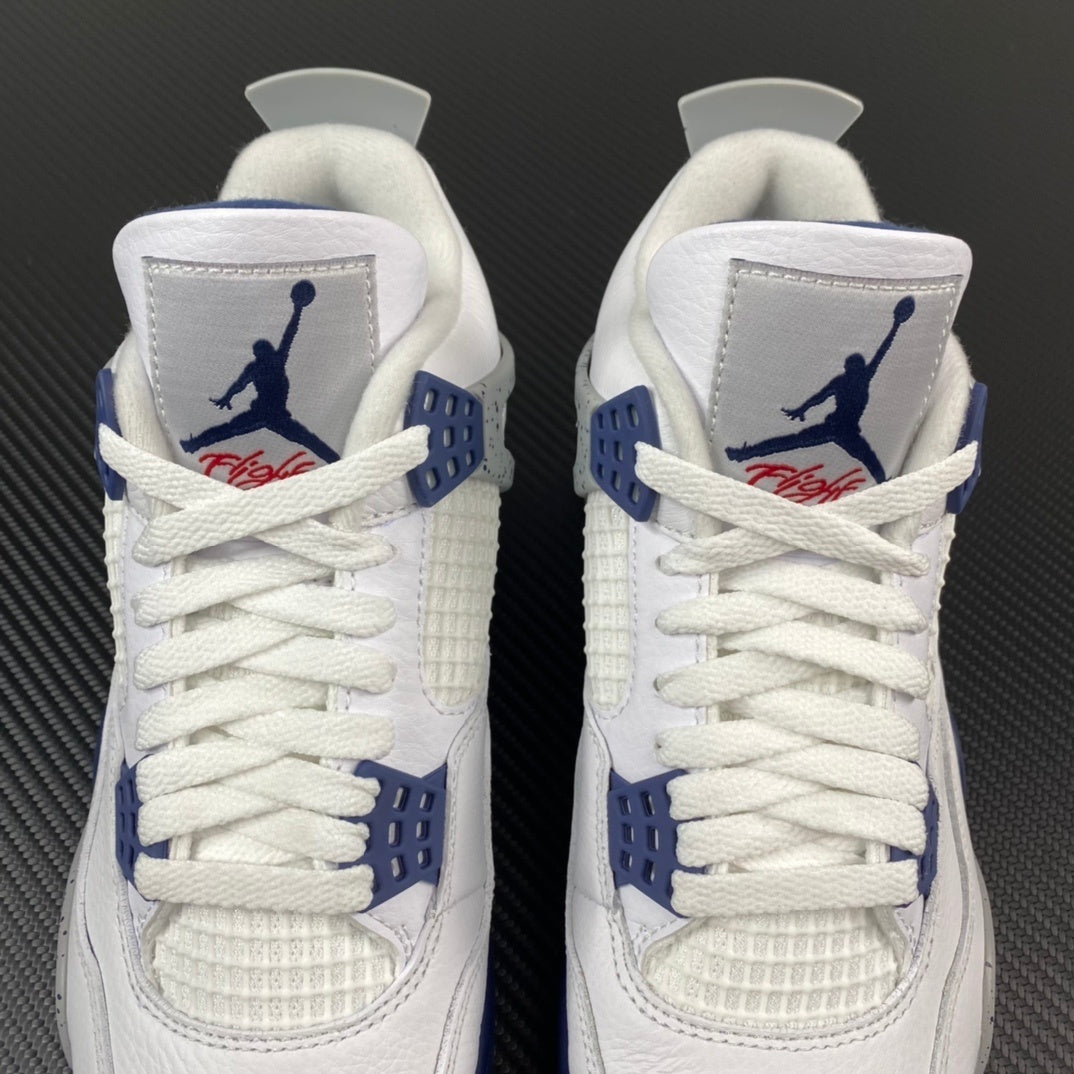 Air Jordan 4 "Midnight Navy"