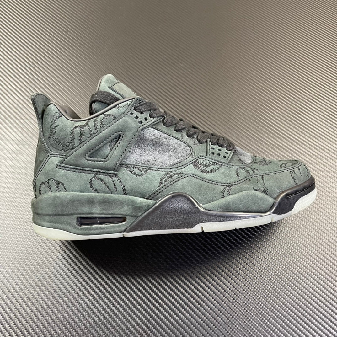 Air Jordan 4 x KAWS "Black"