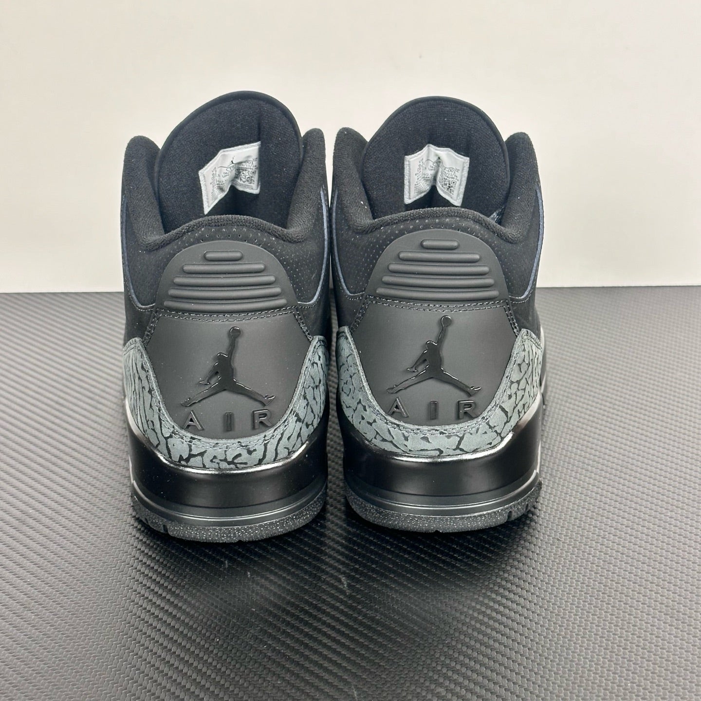 Air Jordan 3 "Black Cat"