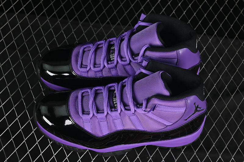 Air Jordan 11 High "Black Purple"