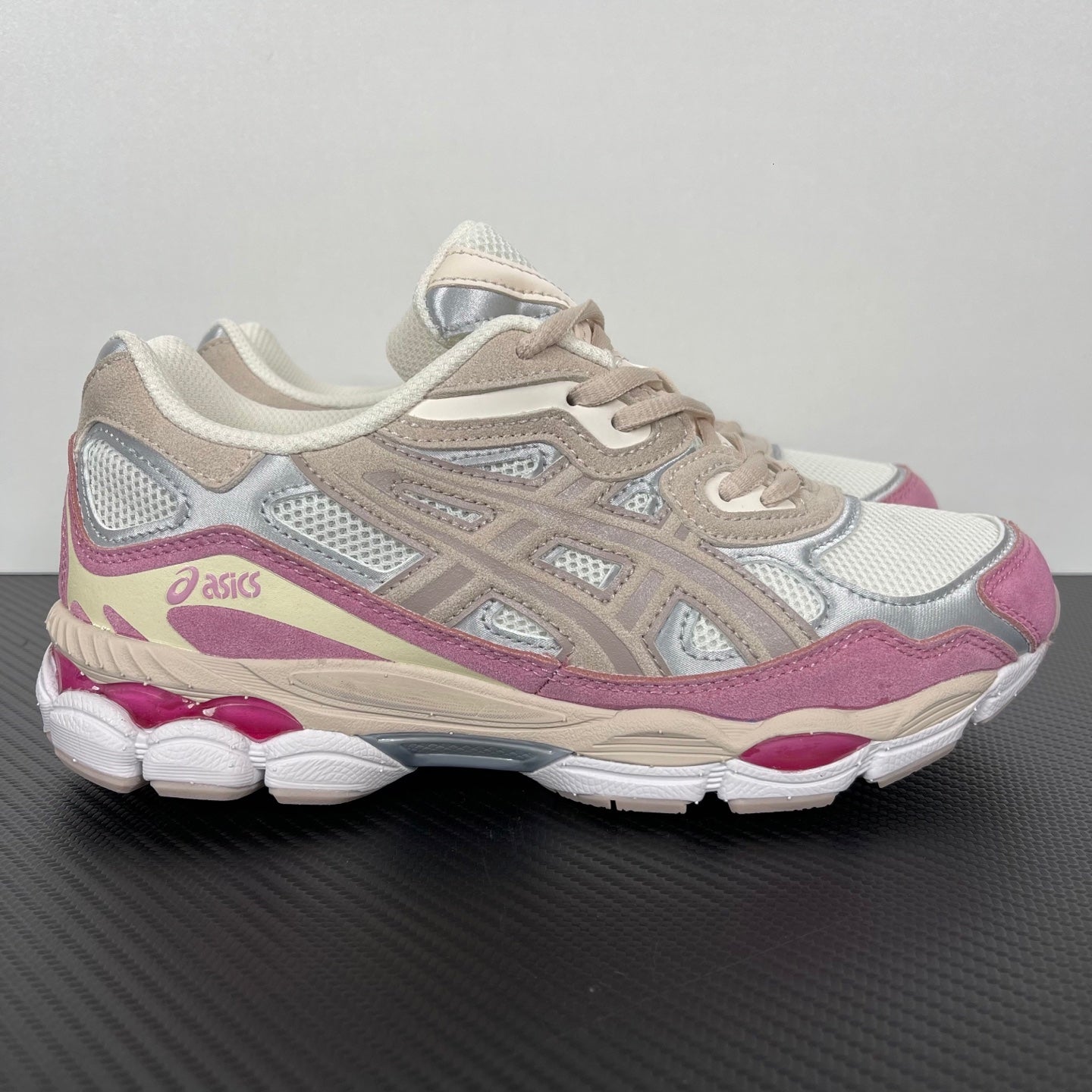Asics Gel NYC "Strawberry Cream"
