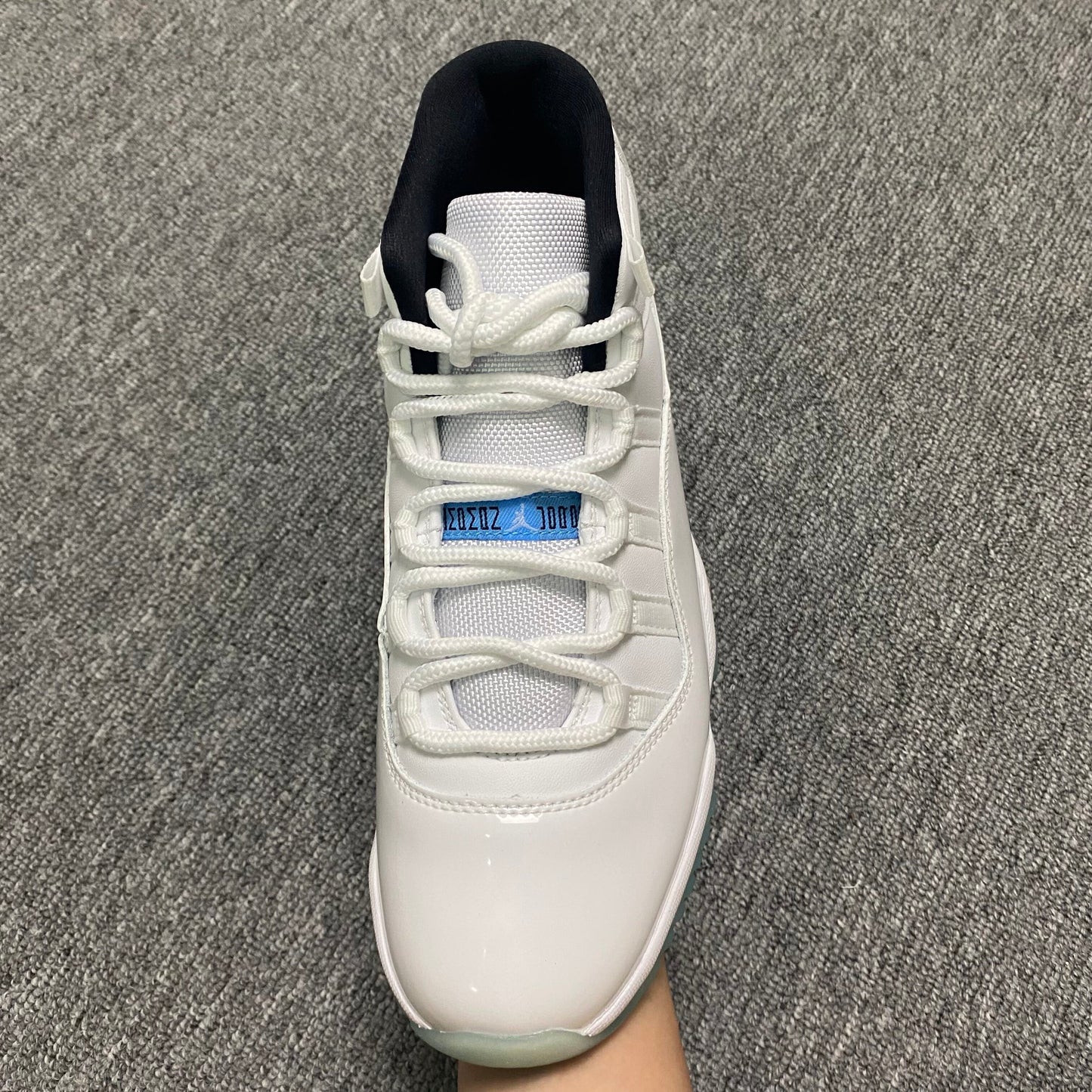 Air Jordan 11 High "Retro Legend Blue"