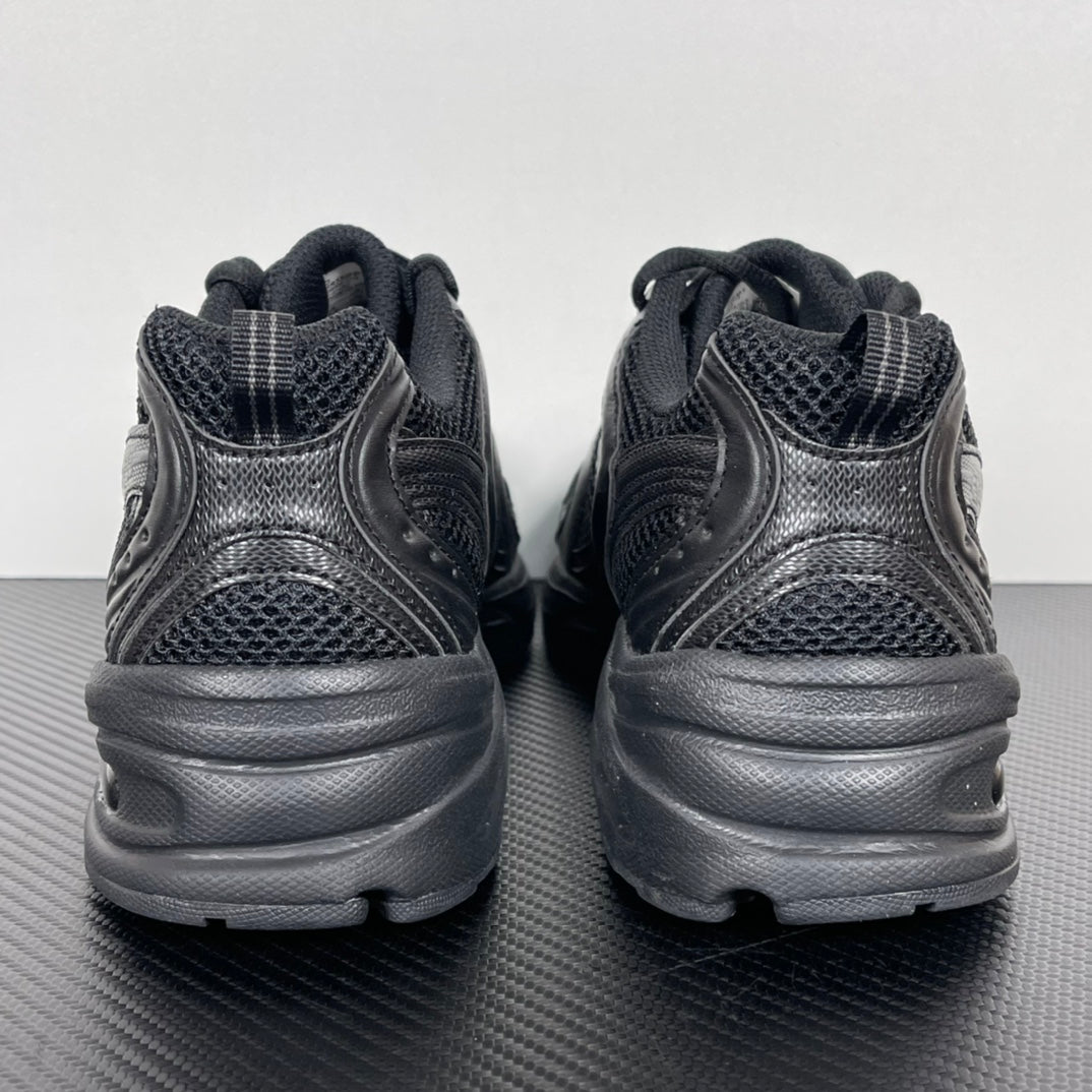New Balance 530 "Black"