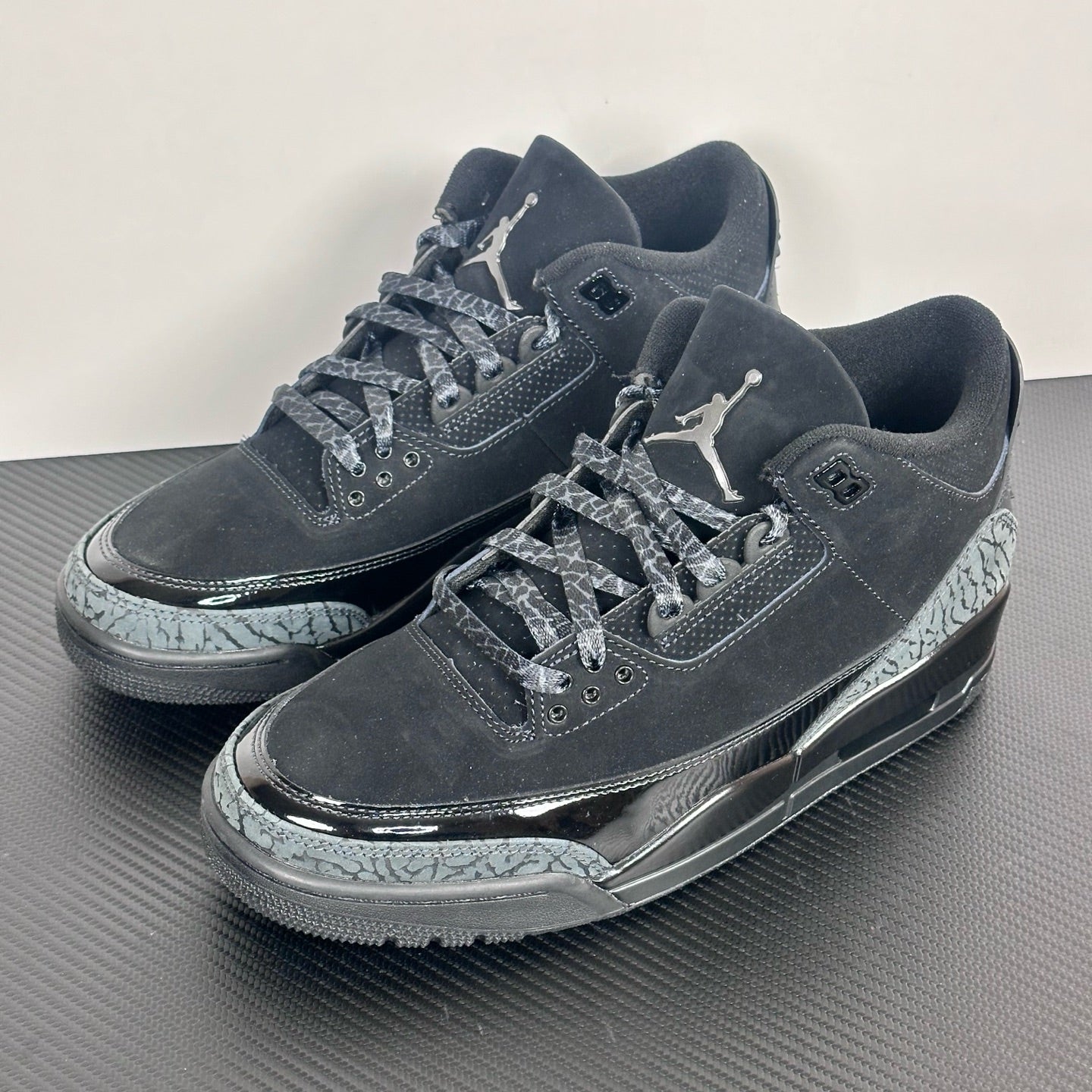 Air Jordan 3 "Black Cat"