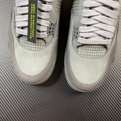 Air Jordan 4 "Wet Cement"