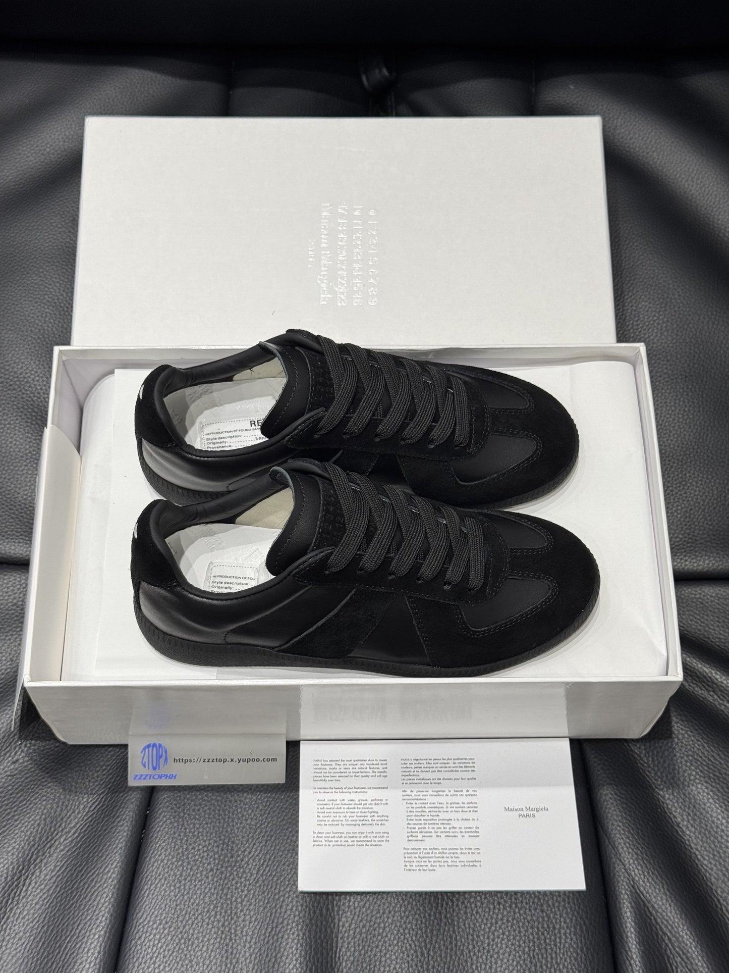 Margiela Replica Gats "Black"