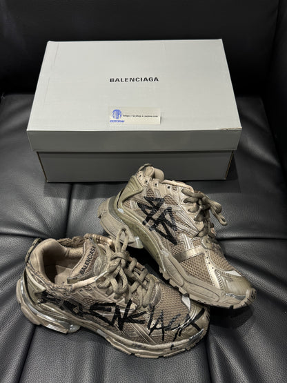 Balenciaga Runner Graffiti "Brown"