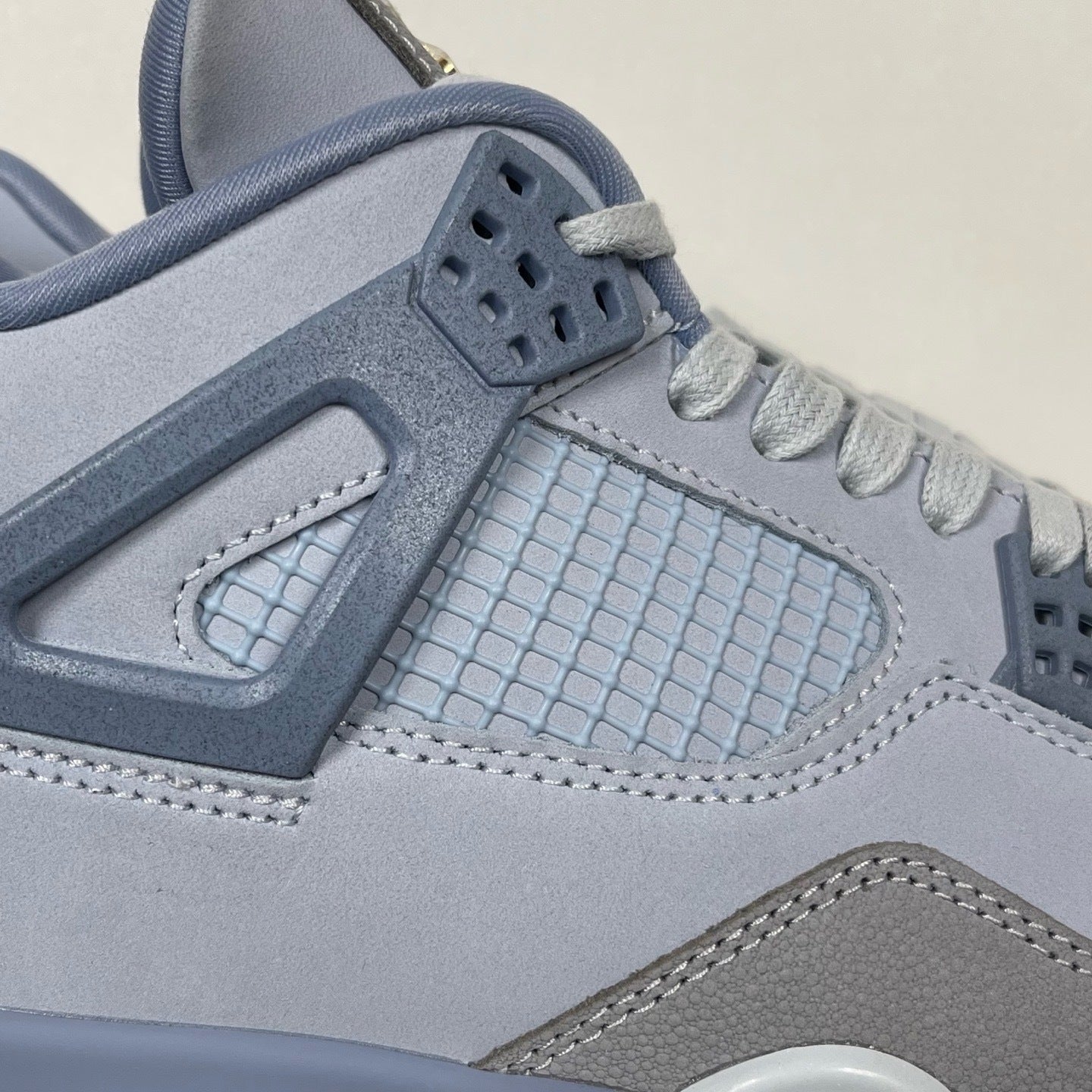 Air Jordan 4 "UNC PE 2025"