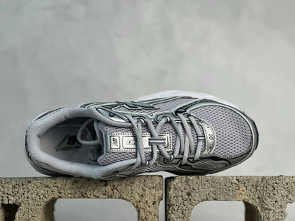 New Balance 740 "Grey White"