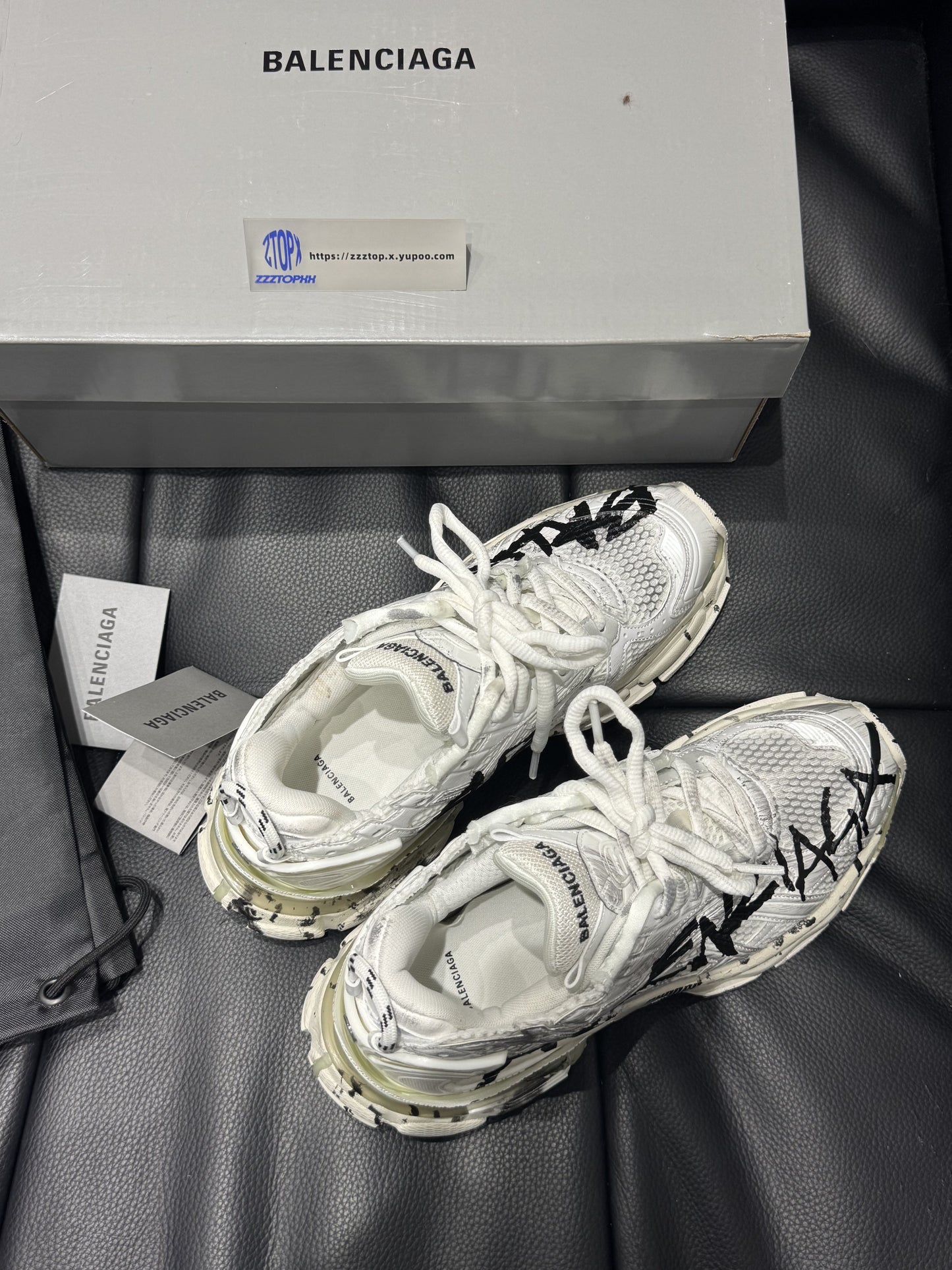 Balenciaga Runner Graffiti "White"