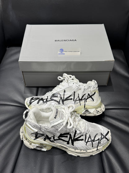 Balenciaga Runner Graffiti "White"