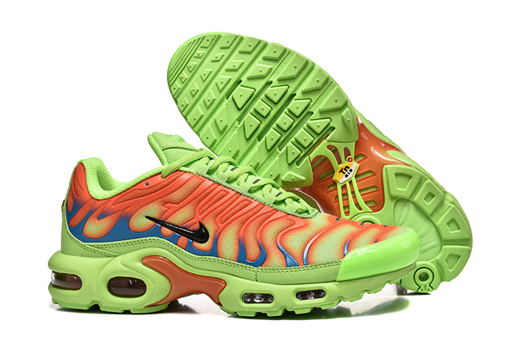 Nike Air Max TN Plus x Supreme "Mean Green"