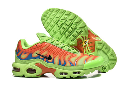 Nike Air Max TN Plus x Supreme "Mean Green"