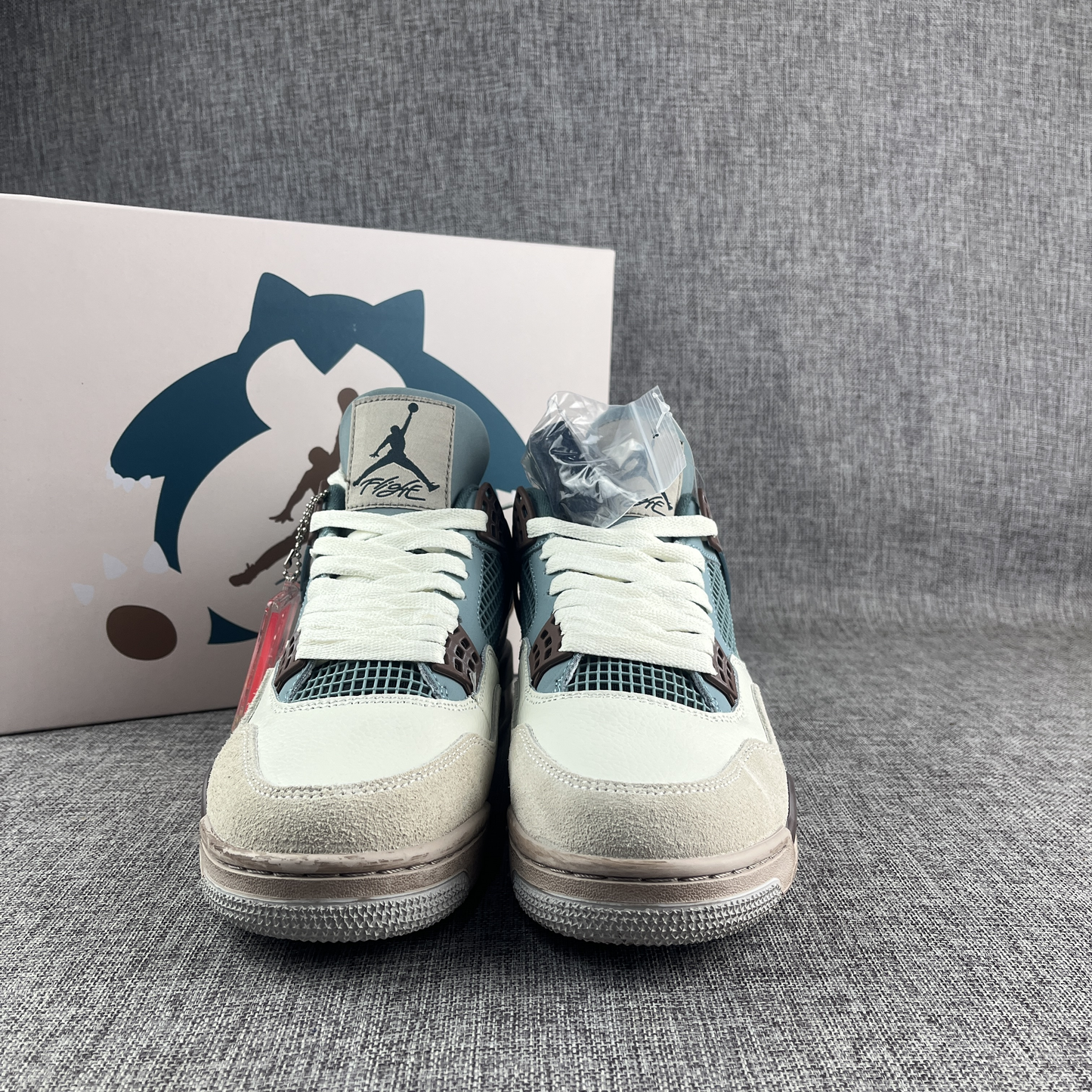 Air Jordan 4 Retro "Snorlax"